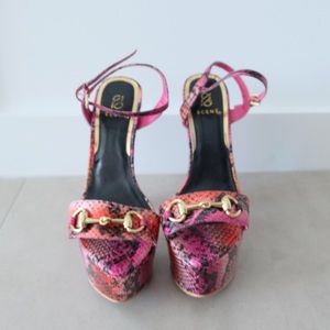 Hot pink pumps size 6